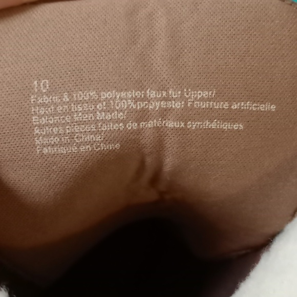 EXPRESS LIGHT BROWN ANKLE BOOTS WITH FAUX FUR SIZE 10 - Picture 7 of 12